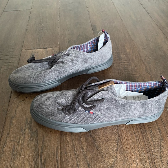 NWT Men’s summer shoes! - Picture 2 of 7